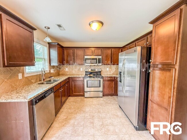 Building Photo - 1217 Teakwood Dr