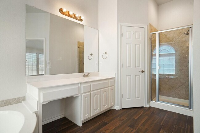 Building Photo - Beautiful North Fort Worth Home