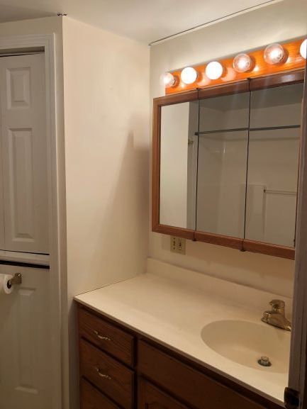 Building Photo - 1 bedroom/1 bath off Harrietts Bluff