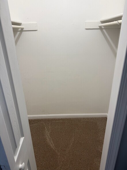 Building Photo - 5303 Stockton Ct