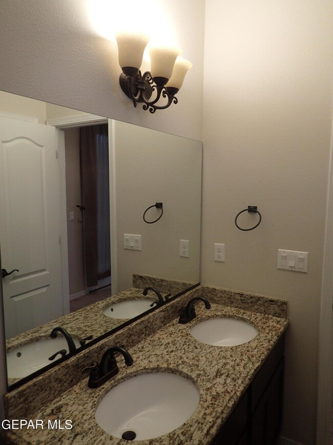 Building Photo - 14661 Ginger Kerrick