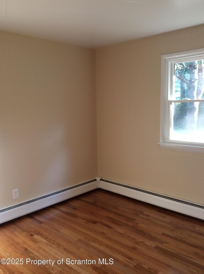 Building Photo - 412 Lane Hill Rd