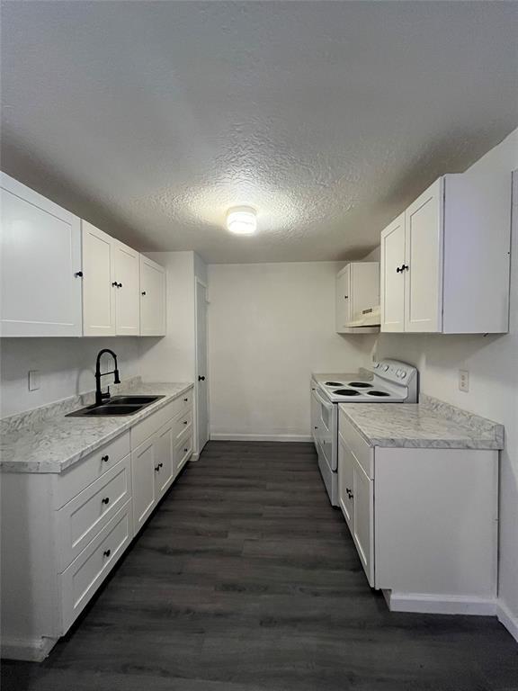 Building Photo - 640 E Pipkin St