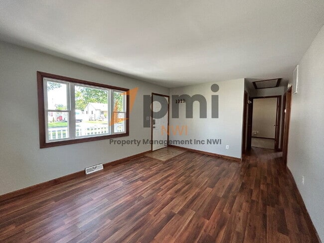 Building Photo - 3 Walnut Pkwy