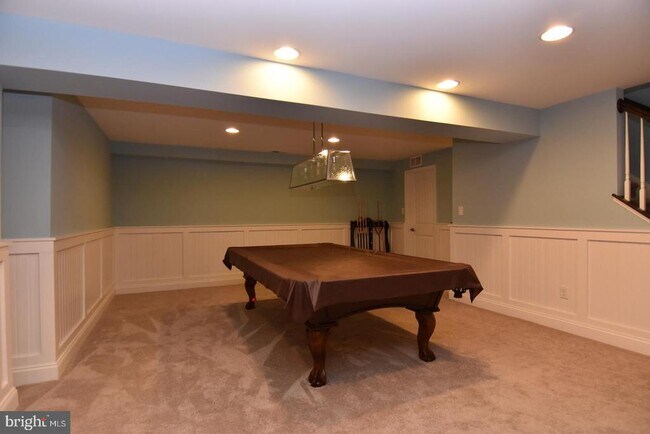 Building Photo - 16058 Rockport Dr
