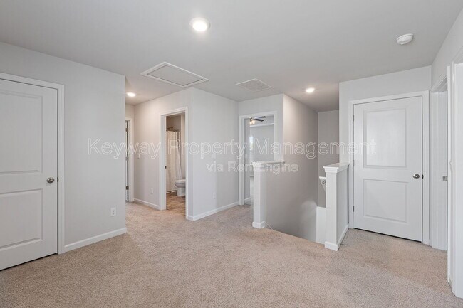 Building Photo - 1429 Deer Hollow Run