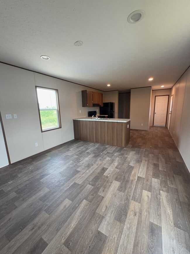 Building Photo - 3046 Rd 5914-15
