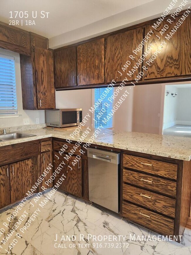 Building Photo - 1705 U St