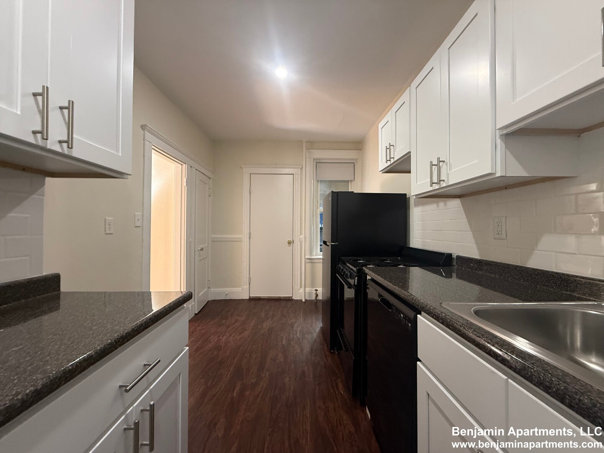 Building Photo - 5 Vinal St