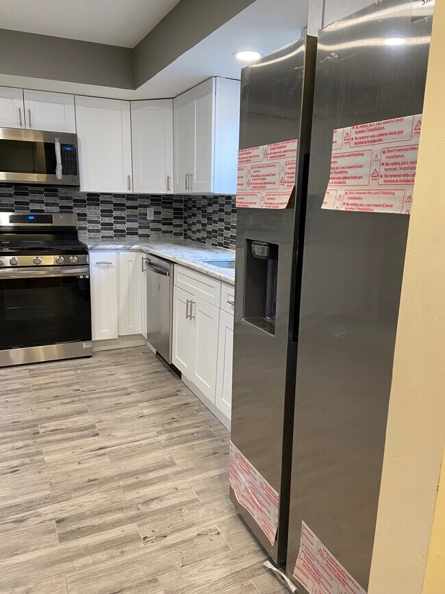 Building Photo - Rental by Owner