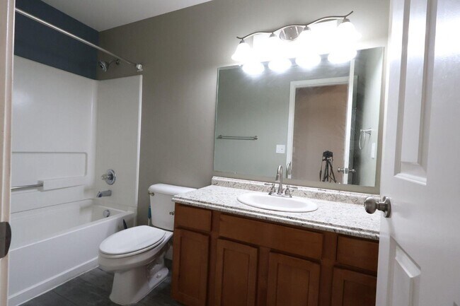 Building Photo - 47861 Cardiff Ave