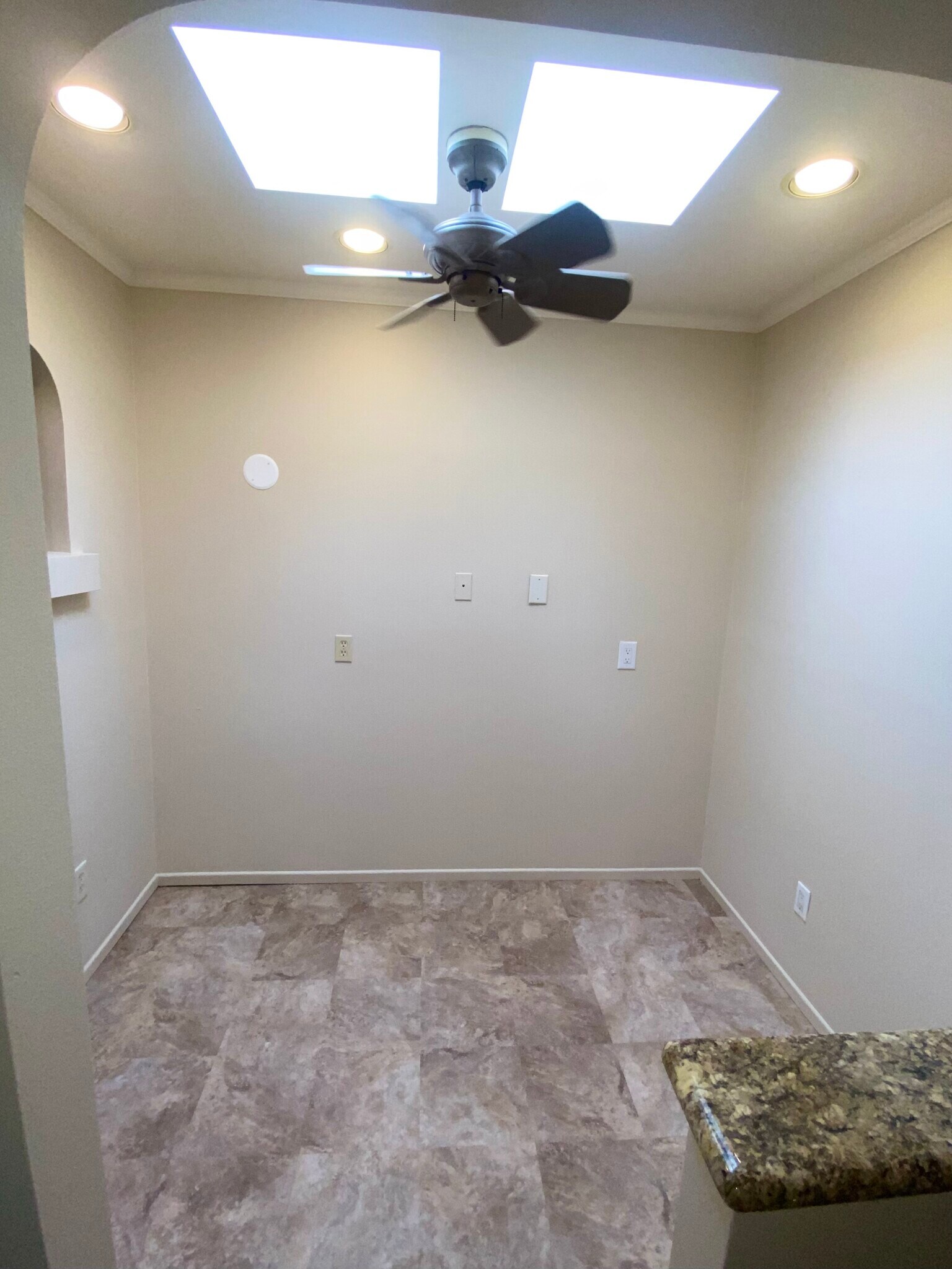 Building Photo - 44249 Portofino Ct