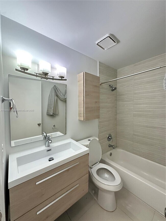 Building Photo - 3150 NW 94th Ave