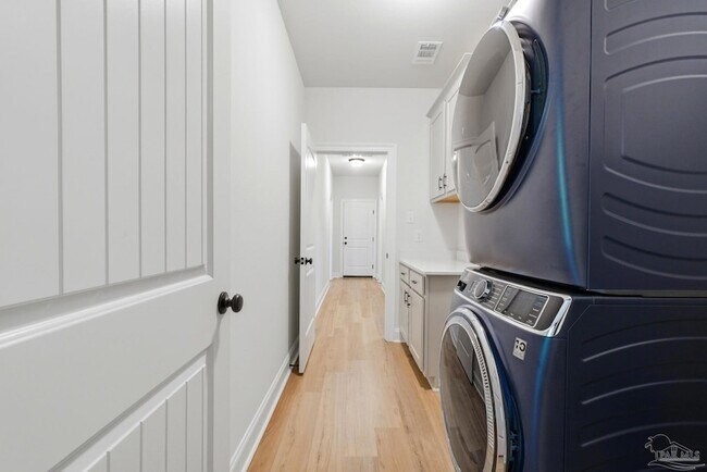 Building Photo - 3203 Mountain Laurel Trl