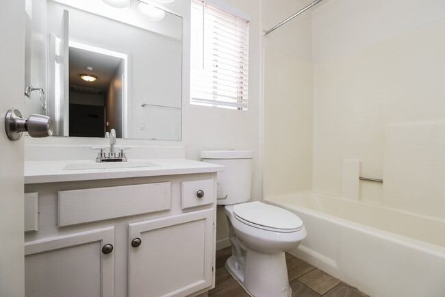 Building Photo - 8204 N 60th Dr