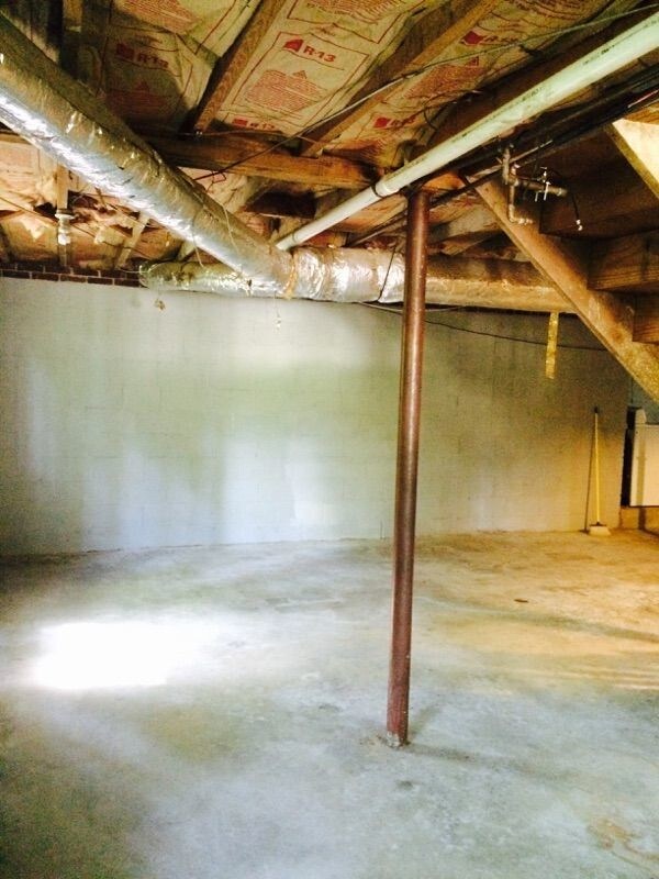 Building Photo - 2BR Home Close to Downtown  Timmons Park