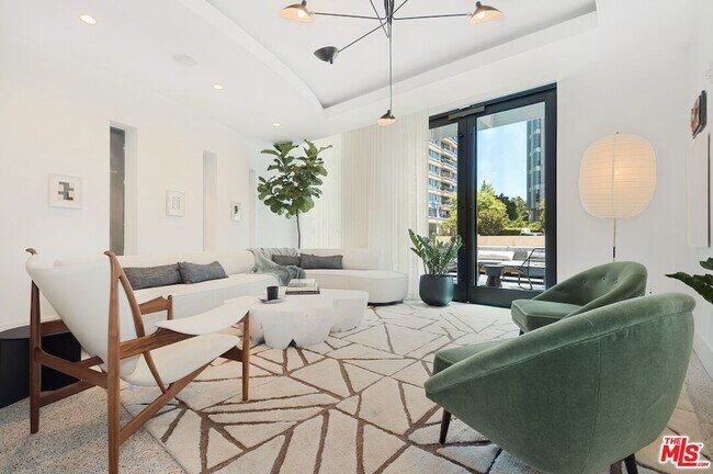 Building Photo - 10777 Wilshire Blvd