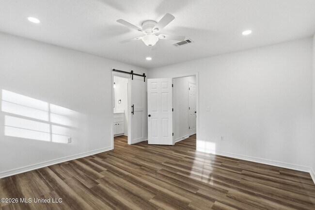 Building Photo - 409 Arundel Dr
