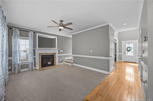 Building Photo - 3825 Barnsdale Dr
