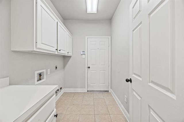 Building Photo - 2713 Creek Crossing Dr