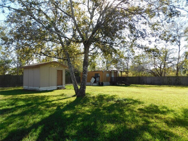 Building Photo - 13203 US-59