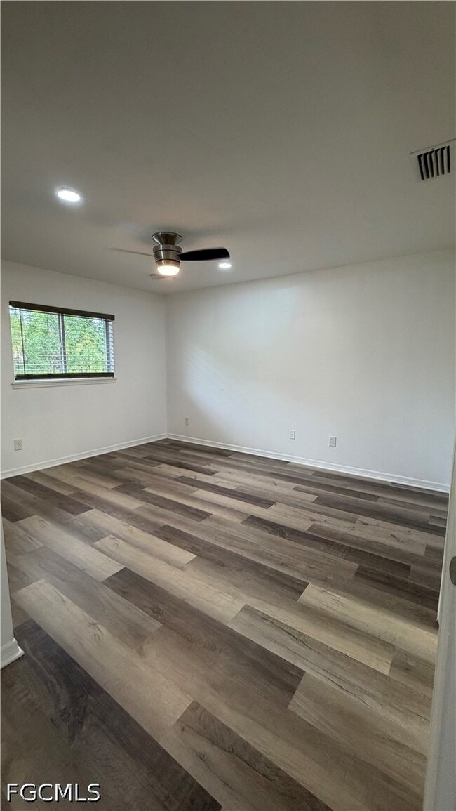 Building Photo - 5046 Locke Ln