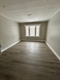 Building Photo - 701 Perry St