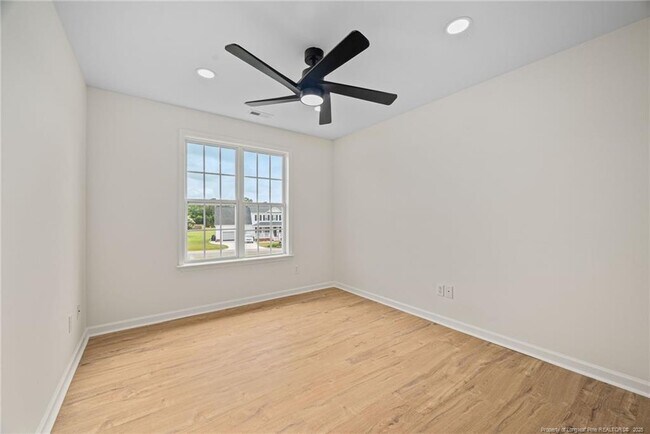 Building Photo - 38 Beadle Ct