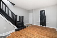Building Photo - 3836 Wyalusing Ave