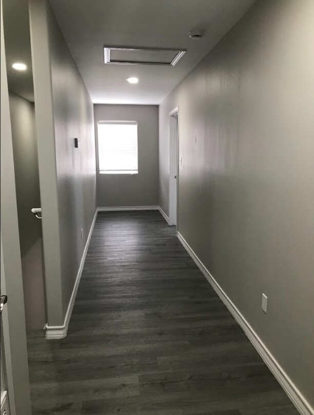 Building Photo - 107 Olive St