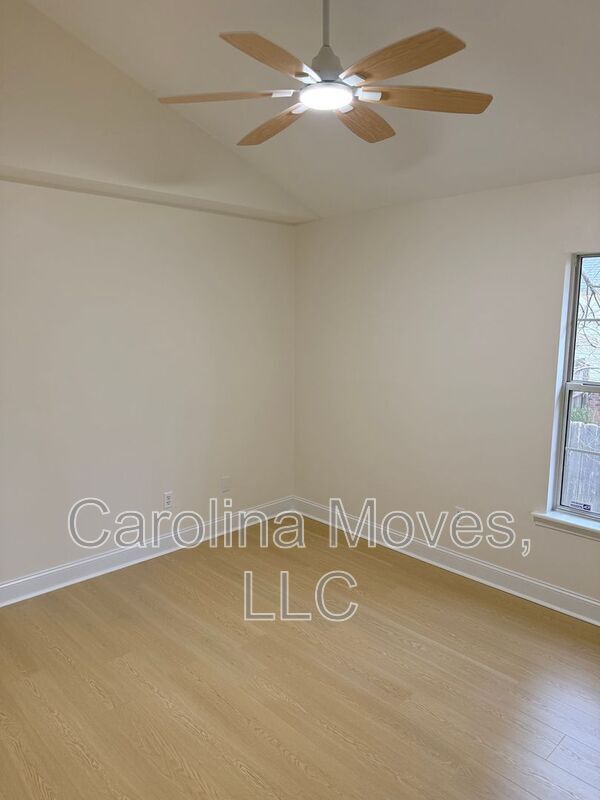 Building Photo - 506 Dunwoody Dr