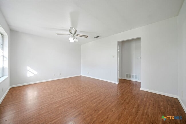 Building Photo - 130 Algarita Rd