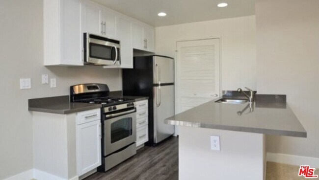Building Photo - 973 Westcreek Ln