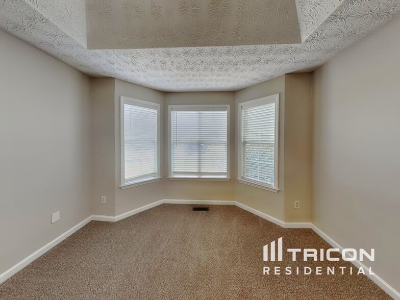 Building Photo - 79 Paradise Trail