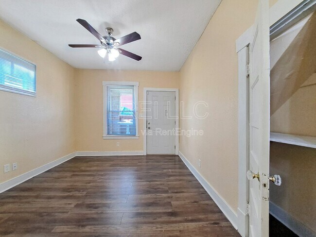 Building Photo - 2751 Alford Ave