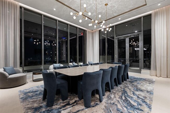 Building Photo - 275 1st Ave S