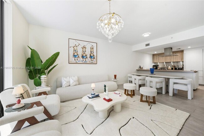 Building Photo - 1000 Brickell Plaza