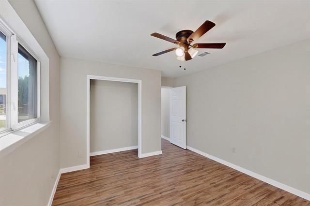 Building Photo - 1407 El Camino Cir