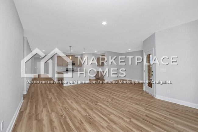 Building Photo - 14138 Nursery Dr