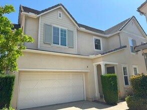 Building Photo - Beautiful House in Wolfcreek- Close to Pec...