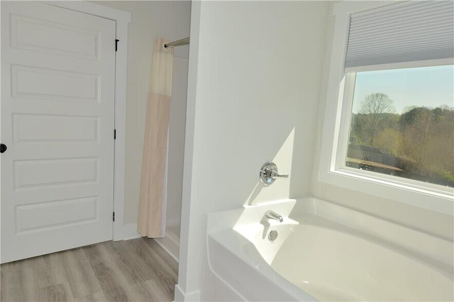 Building Photo - 45 Haddington Ct