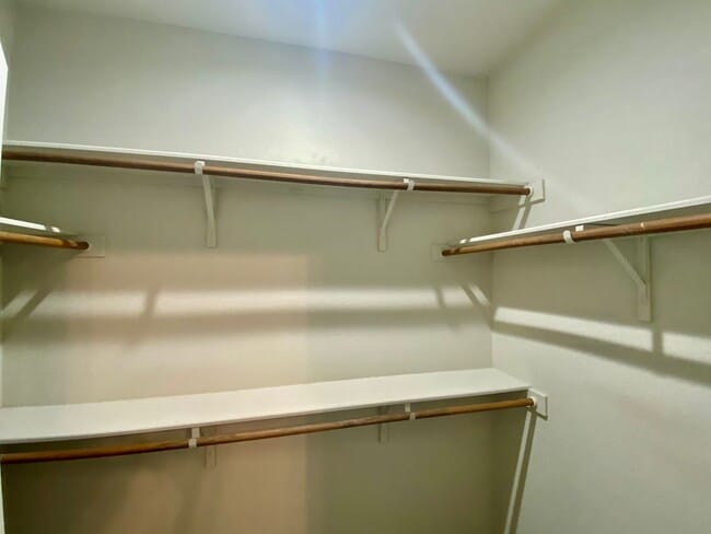 Building Photo - Luxury duplex in Seguin!