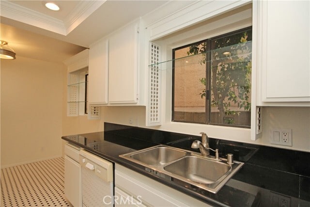 Building Photo - 28603 Vista Madera