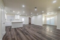Building Photo - 6003 De Moss Dr