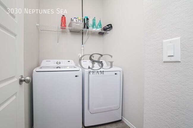Building Photo - 3030 Neptunes Sea