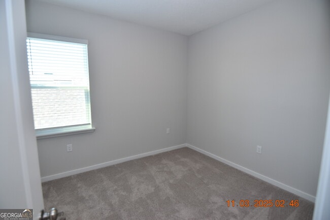 Building Photo - 213 Collin Nicholas Dr