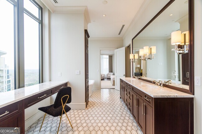 Building Photo - 3376 Peachtree Rd NE