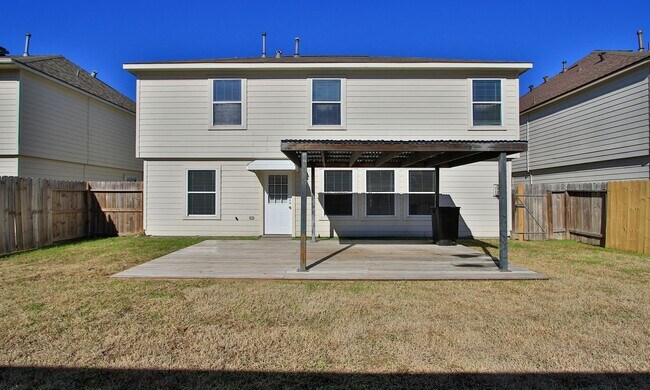 Building Photo - For Lease | 4 Bed, 2.5 Bath |2,314 Sq Ft |...