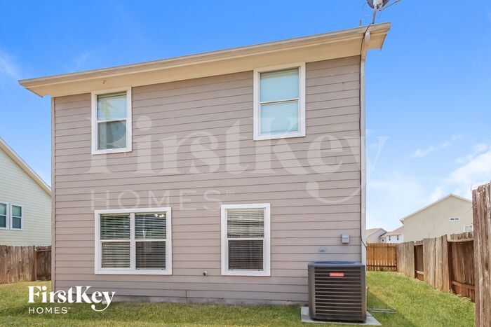 Building Photo - 10030 Date Meadow Ln