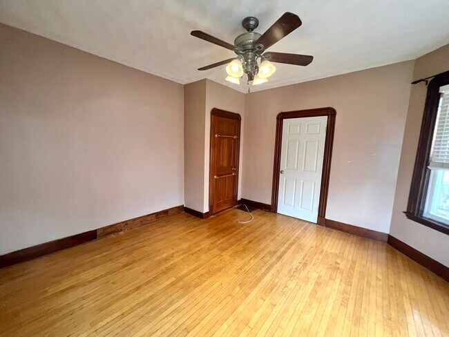 Building Photo - 86 Partridge Ave